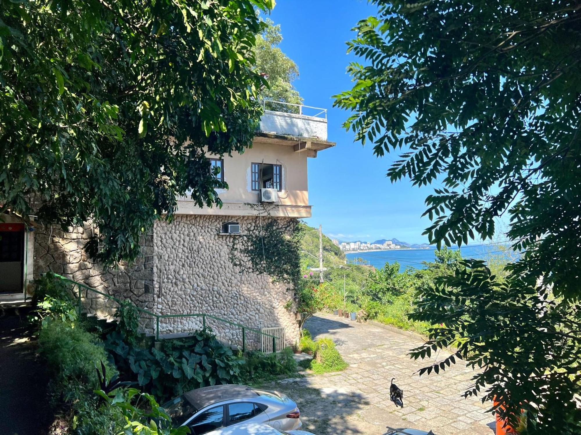 Ocean View House Of Zepp - Good Neighbourhood, 5 Minute Walk To The Beach, Stunning Sunrise Views Rio de Janeiro Bagian luar foto
